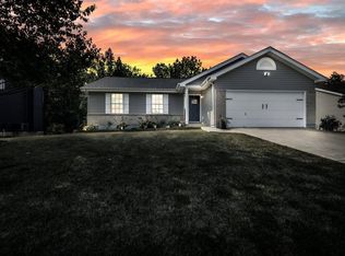 2020 Peine Forest Dr, Wentzville, MO 63385