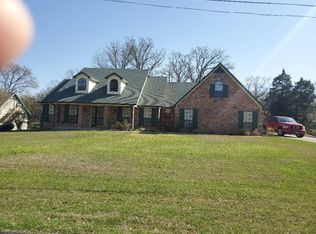 120 1st Oak Dr, Mabank, TX 75156