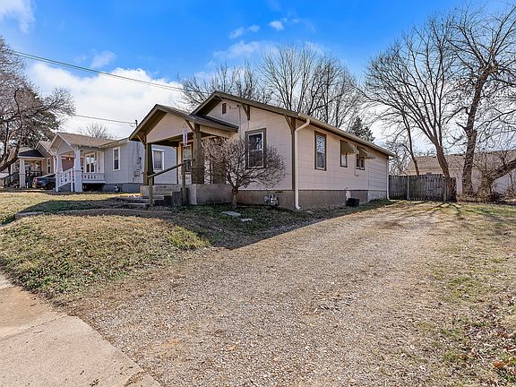 2nd image of 1328 W Elm Street