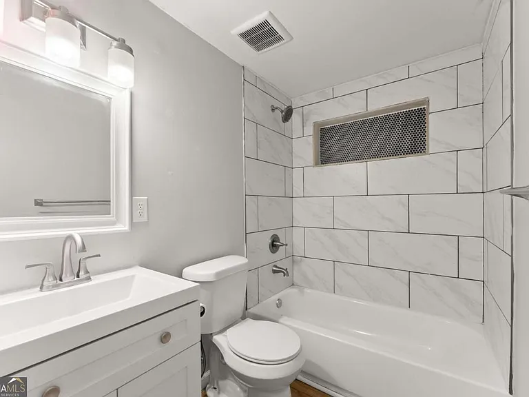 212 Walker Dr — Photo 10