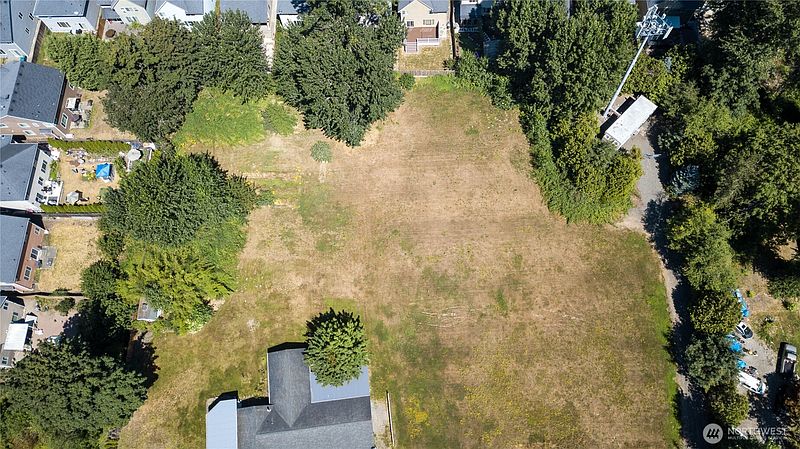 3rd image of 11806 SE 192nd Street