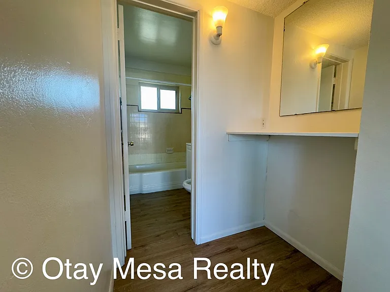 990 Seacoast Dr — Photo 5