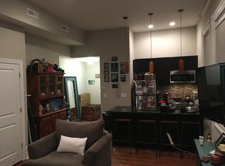 1529 Spruce St #2R, Philadelphia, PA 19102