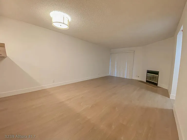 3239 Altura Ave #17 — Photo 3