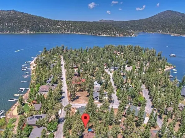 39574 Lake Dr, Big Bear Lake, CA 92315
