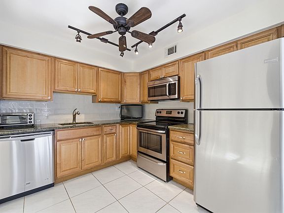 4th image of 103 Piedmont C