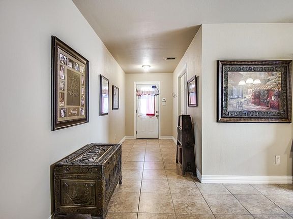 Large open entry greets family and guest!