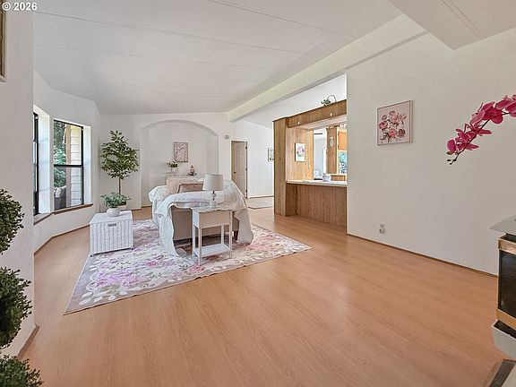 2nd image of 16776 Salmonberry Rd