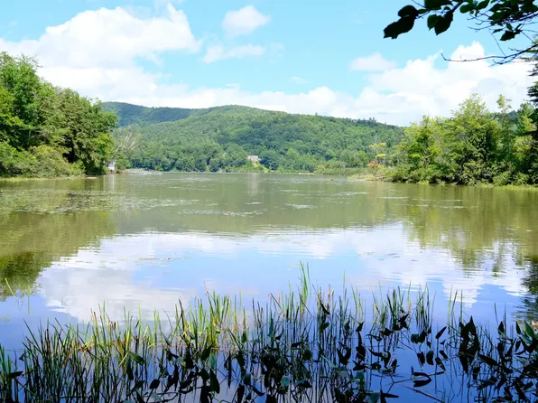 612 Route 100, Plymouth, VT 05056