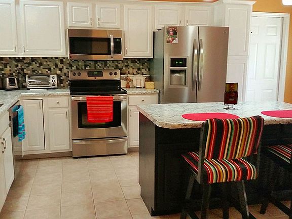 4th image of 160 Starrville Ln