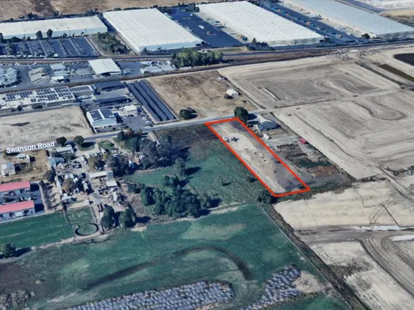 264 Swanson Rd, Manteca, CA 95337