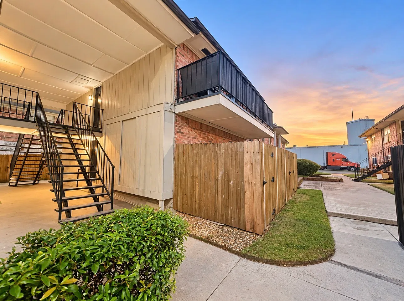 1 bed, 724 sqft, $950 — Photo 3