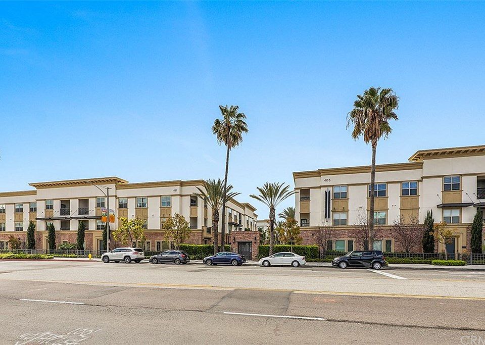 1st image of 425 S Anaheim Blvd Unit 8