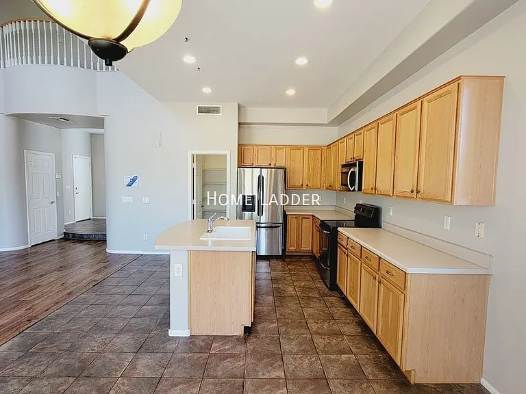6282 S Moccasin Trl — Photo 6
