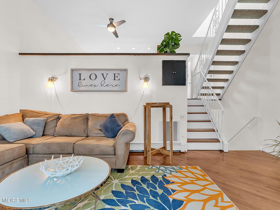 1st image of 5 Sandpiper Lane