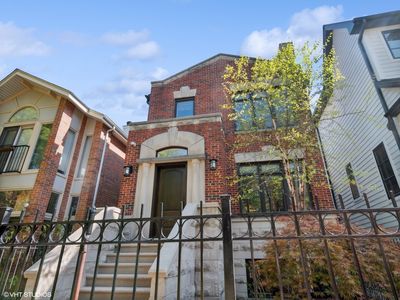 1217 W Roscoe St, Chicago, IL, 60657