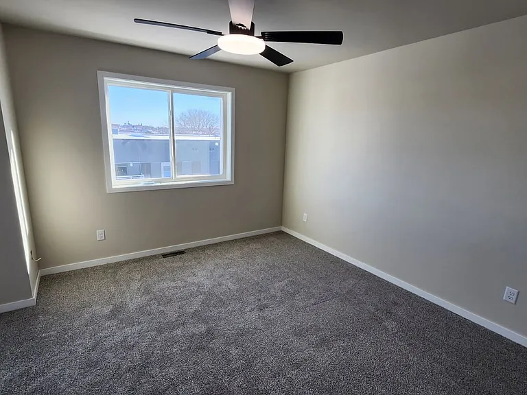 205 Maxon St — Photo 7