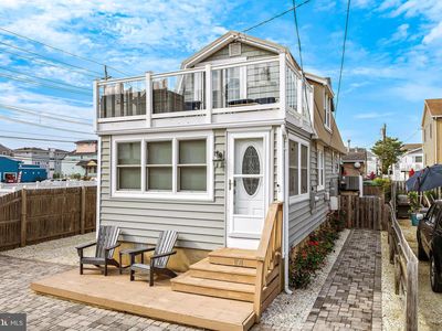101 E 30th St, Ship Bottom, NJ, 08008