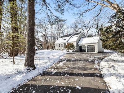 8 Algonquin Rd, Acton, MA, 01720