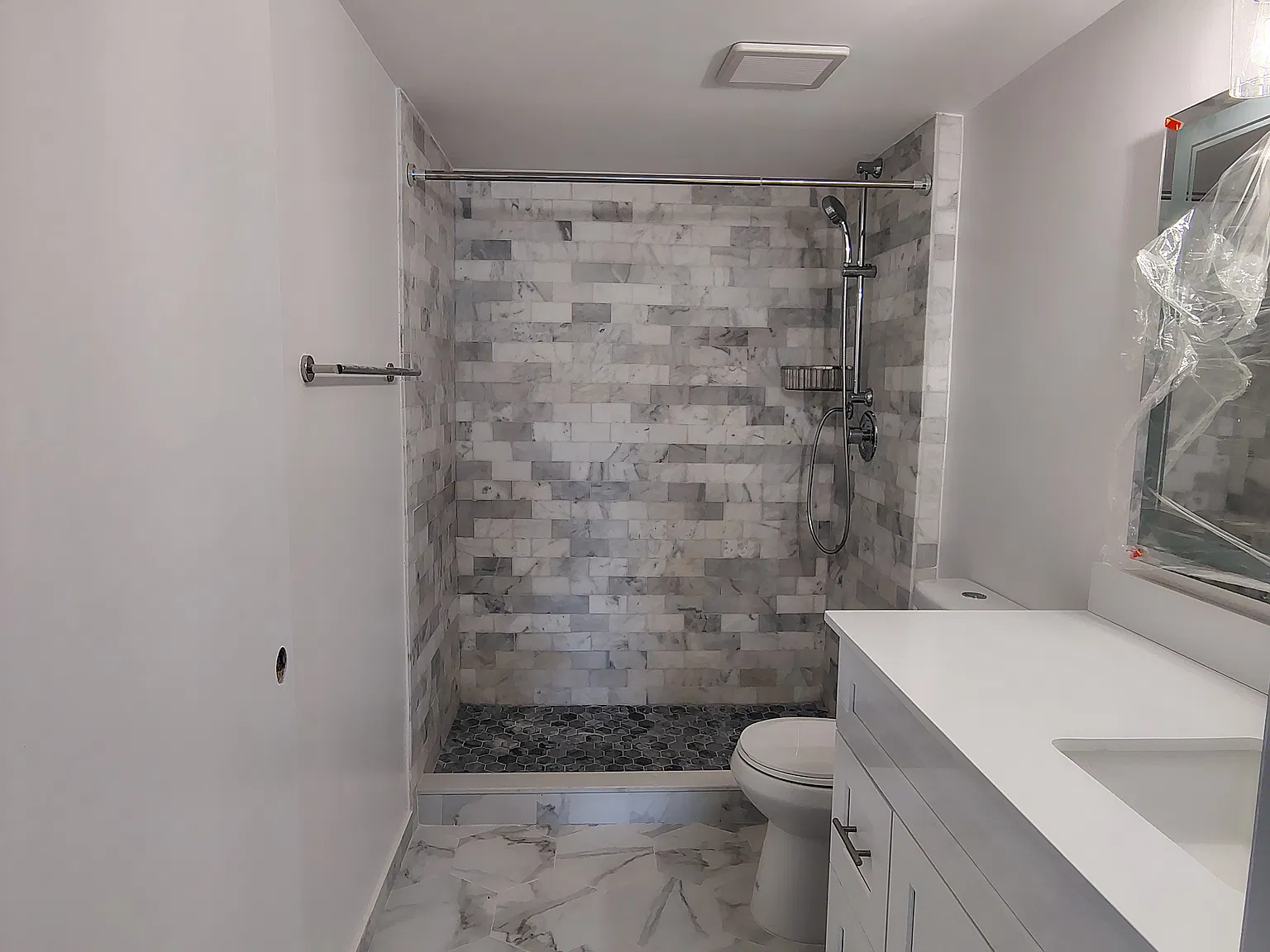 1 bed, 750 sqft, $2,000 — Photo 2