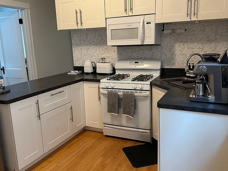2320 W Iowa St #1F — Photo 10