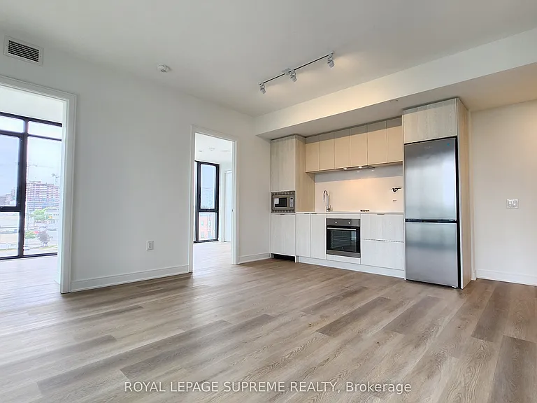86 Dundas St E #402 — Photo 7