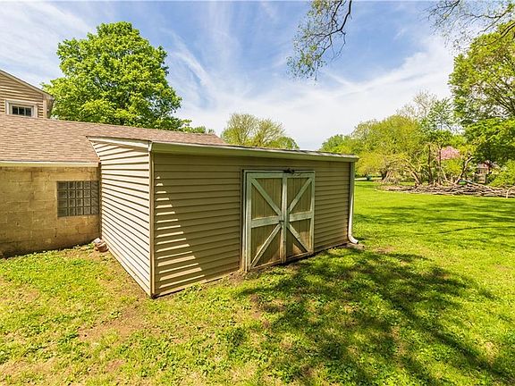 5th image of 5115 Sunny Meade Ln