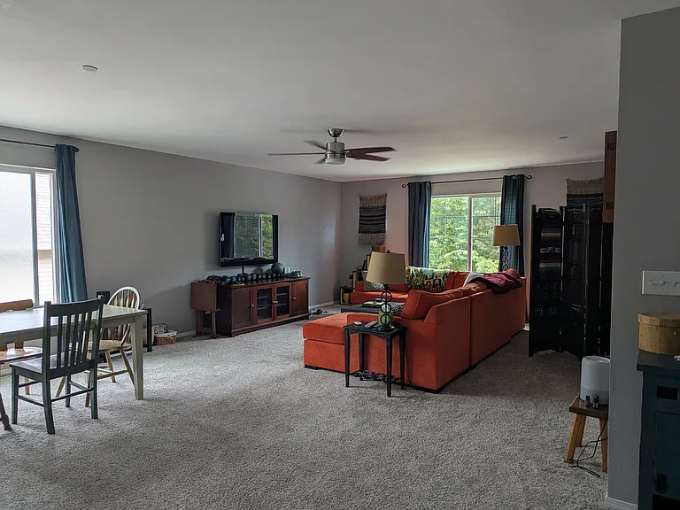 1662 Burnside Pl — Photo 10
