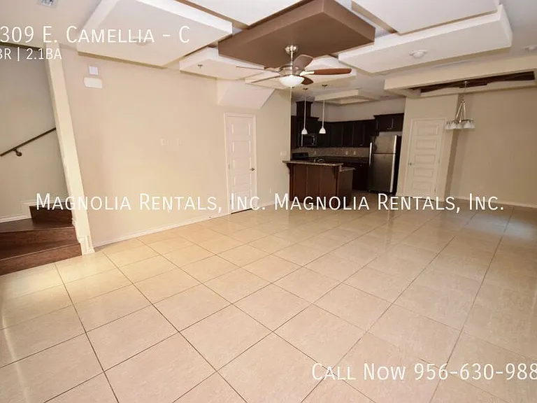1309 E Camellia Ave #C — Photo 3