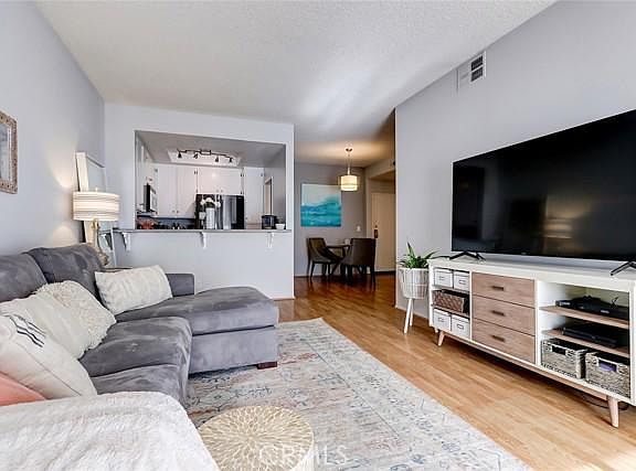 4th image of 8505 Gulana Ave Unit 4117