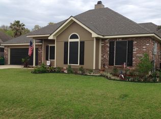 204 Stags Leap Ln, Broussard, LA 70518
