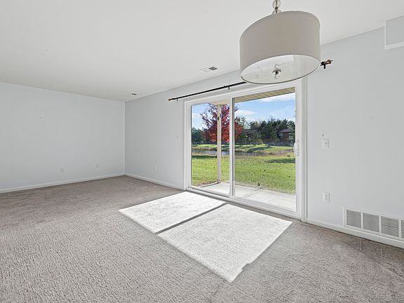 5th image of 33735 Pondview Cir #164