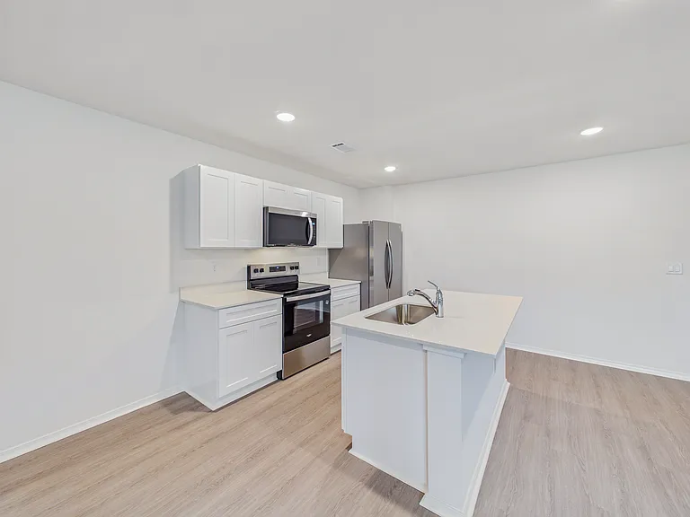 17 Vineyard Dr-17_05262026