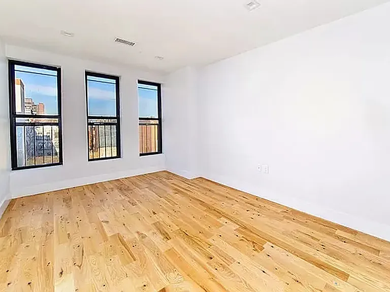 708 Willoughby Ave #1 — Photo 3