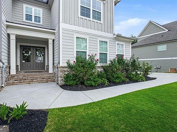 2nd image of 427 Parkbrook Way