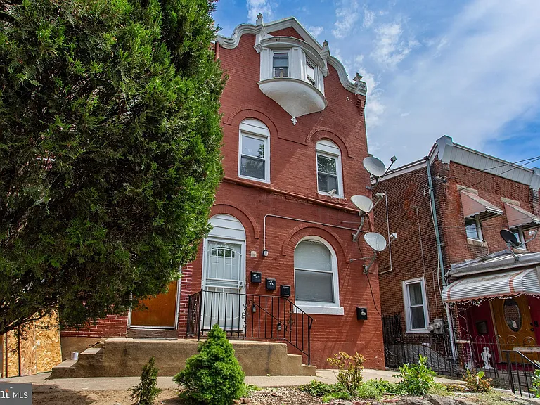 1633 Wakeling St #2 — Photo 3