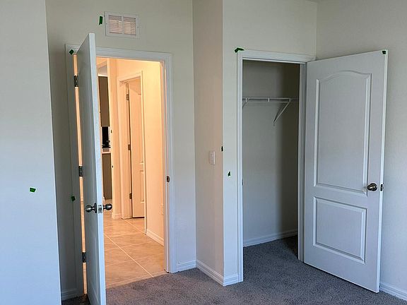 3rd image of 1341 Daisy Field Dr