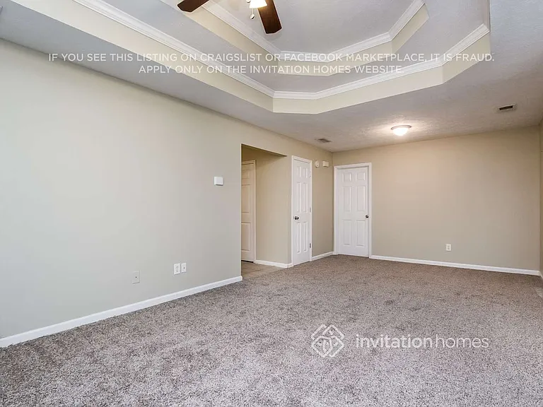 113 N Etowah Ln — Photo 3