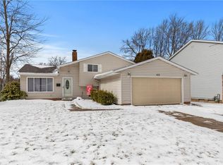 415 Ridgewood Dr, Eastlake, OH