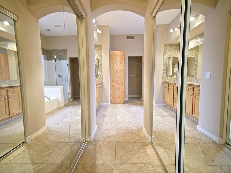 4823 E Williams Dr — Photo 18
