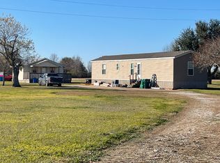 1927 P E Daigle Rd, Iowa, LA 70647