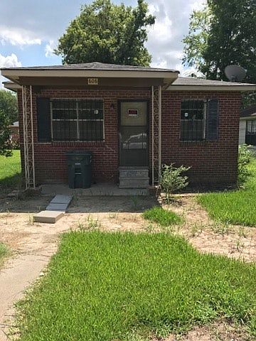 1st image of 606 Huddleston St