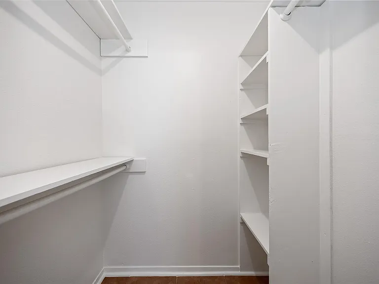 3131 Cummins St #3 — Photo 17