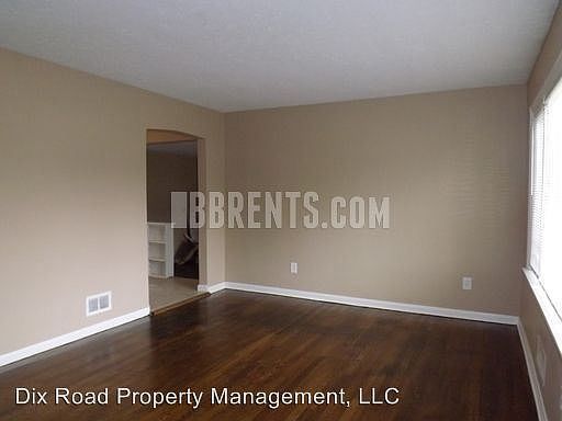 3rd image of 3312 Bexley Dr
