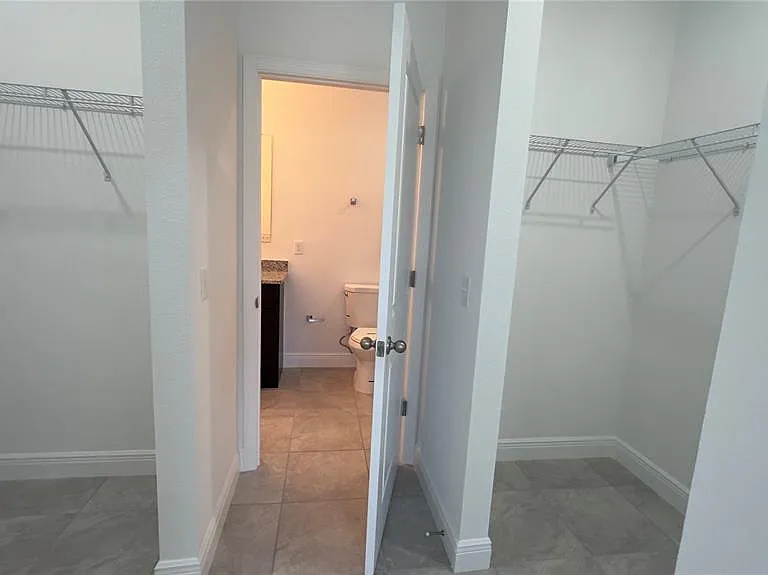 16390 SW 17th Terrace Rd — Photo 20