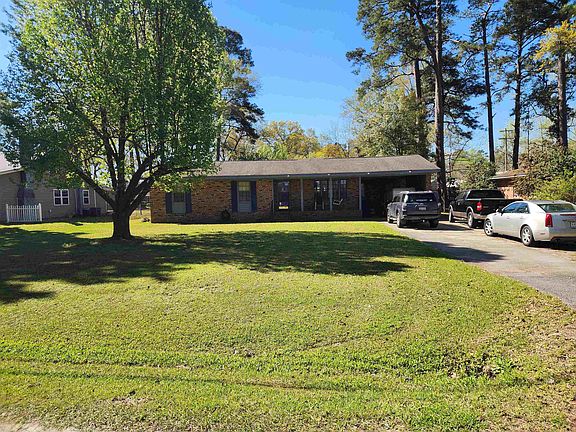 3rd image of 1707 Sherwood Dr.