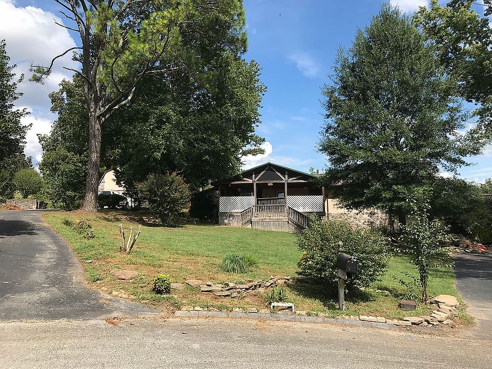 1st image of 401 Ensley Dr