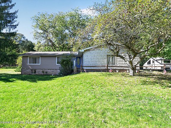4th image of 4561 Sandstone Dr