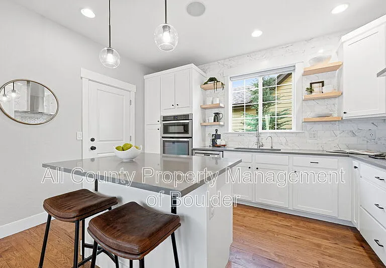 2823 Clear Creek Ln — Photo 18