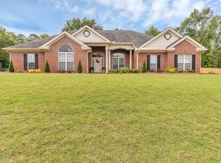 857 Windsong Loop, Wetumpka, AL 36093